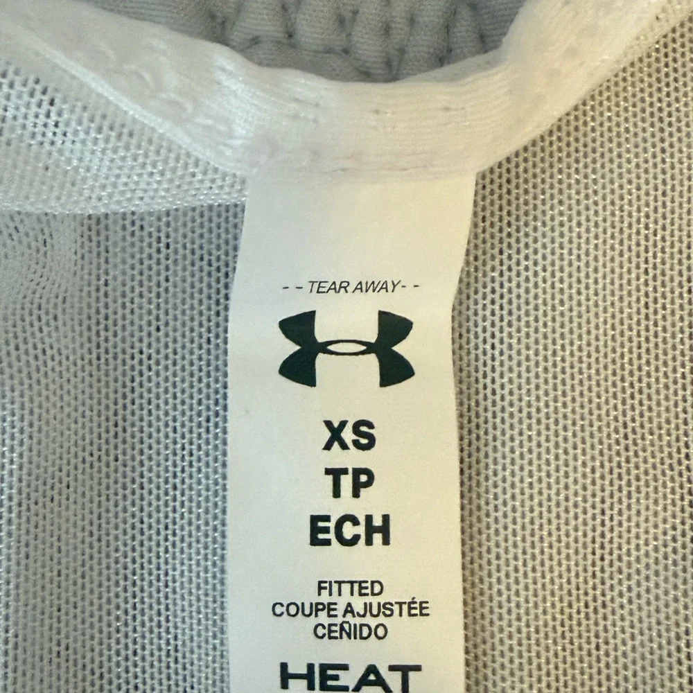 Under Armour Tanks - set of 2 (1 NWT) - Picture 2 of 3